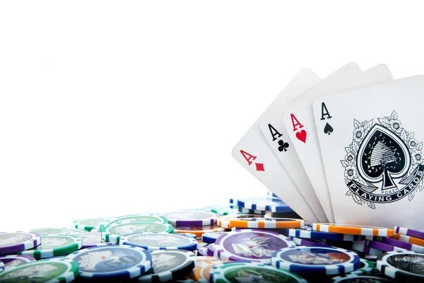 Live dealer studio and slot game interface on cuanwin138